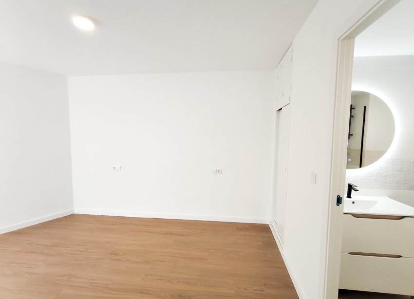 Reventa - Apartamento / Dúplex - Orihuela Costa - La Zenia