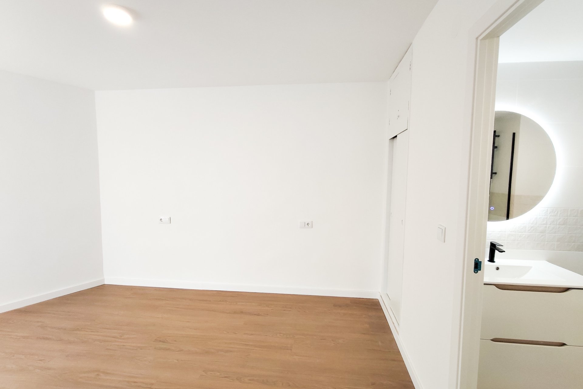 Reventa - Apartamento / Dúplex - Orihuela Costa - La Zenia