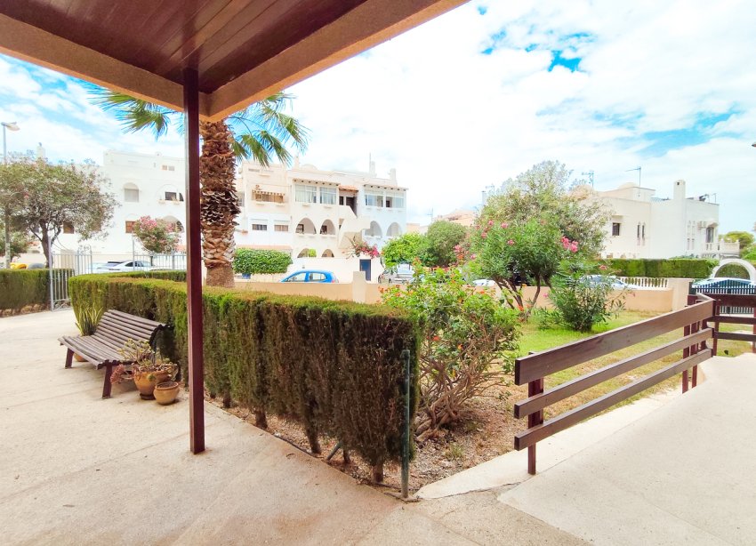 Reventa - Apartamento / Dúplex - Orihuela Costa - La Zenia