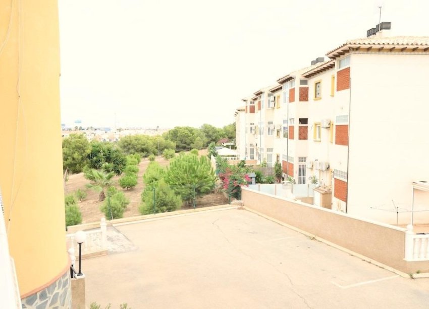 Reventa - Apartamento / Dúplex - Orihuela Costa - La Zenia