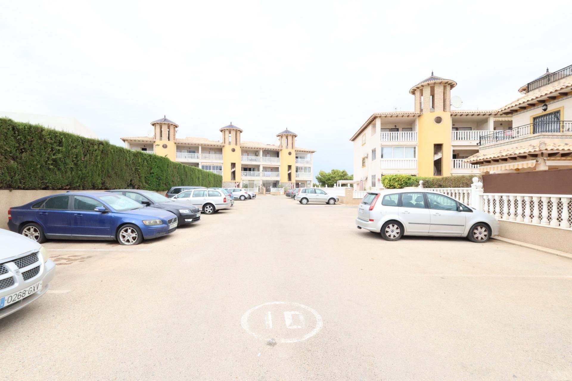 Reventa - Apartamento / Dúplex - Orihuela Costa - La Zenia
