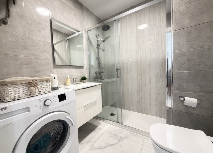 Reventa - Apartamento / Dúplex - Orihuela Costa - La Zenia