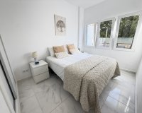 Reventa - Apartamento / Dúplex - Orihuela Costa - La Zenia