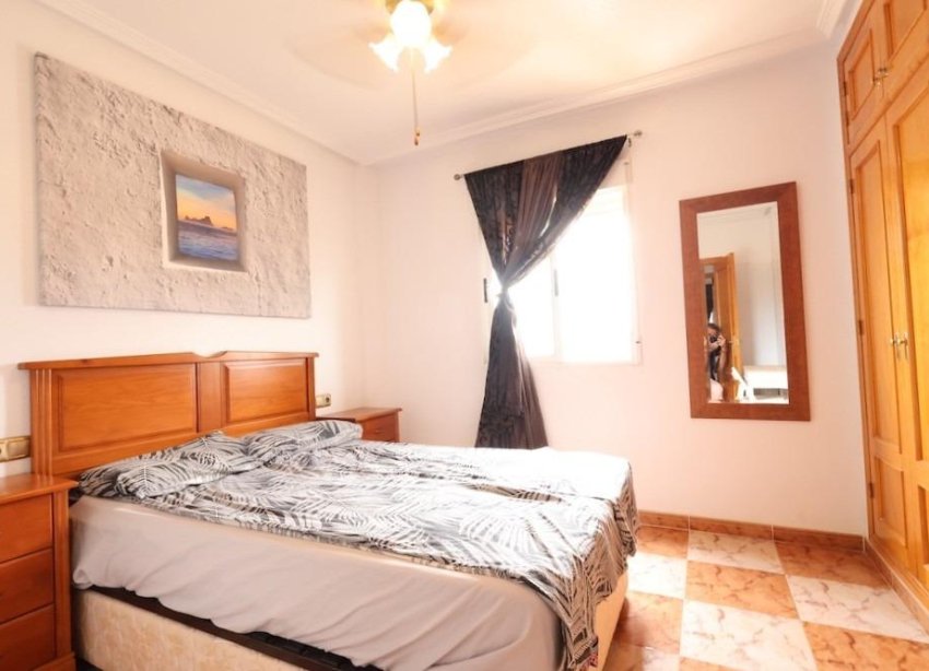Reventa - Apartamento / Dúplex - Orihuela Costa - La Zenia