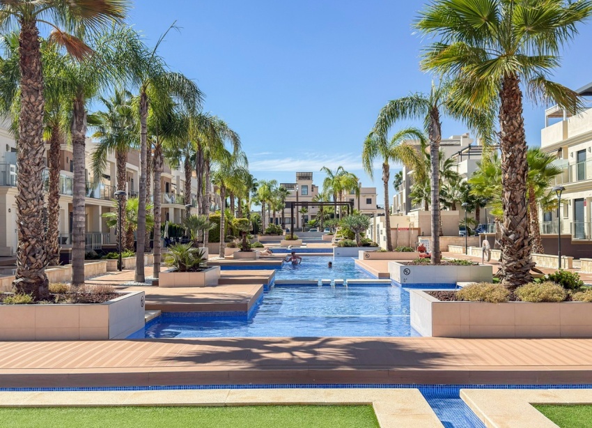 Reventa - Apartamento / Dúplex - Orihuela Costa - La Zenia