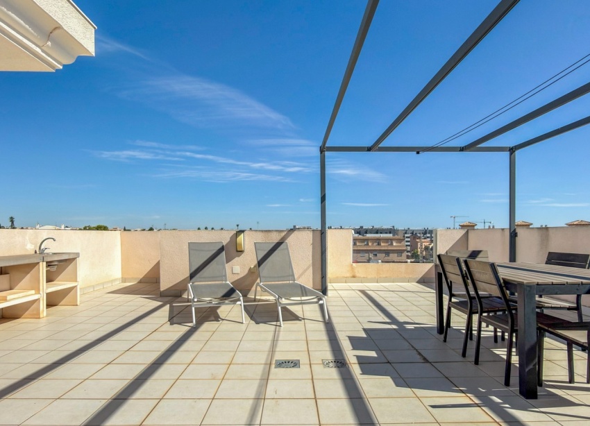Reventa - Apartamento / Dúplex - Orihuela Costa - La Zenia