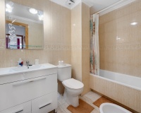 Reventa - Apartamento / Dúplex - Orihuela Costa - La Zenia
