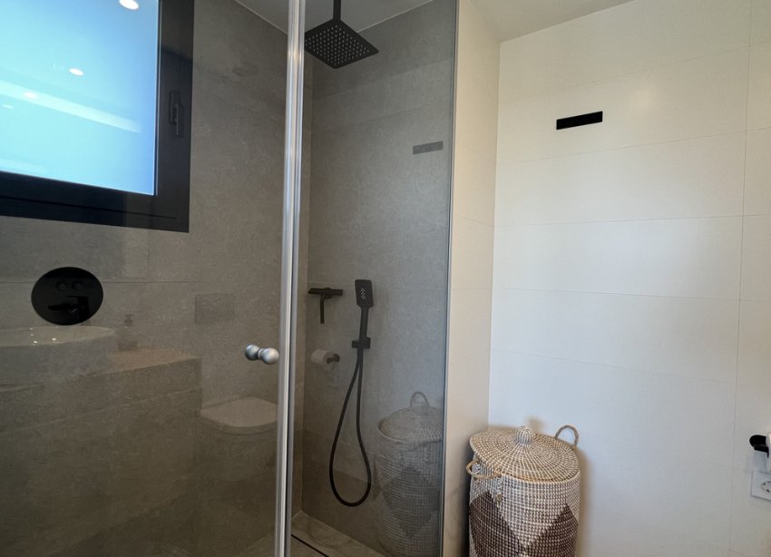 Reventa - Apartamento / Dúplex - Orihuela Costa - Las Colinas Golf