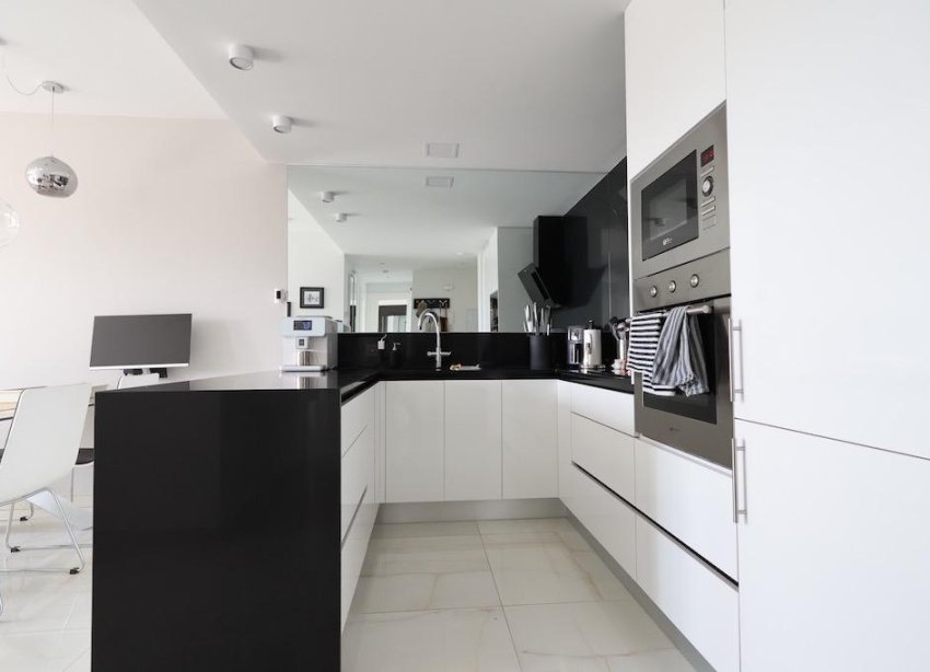 Reventa - Apartamento / Dúplex - Orihuela Costa - Las Mimosas