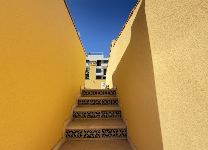 Reventa - Apartamento / Dúplex - Orihuela Costa - Las Ramblas