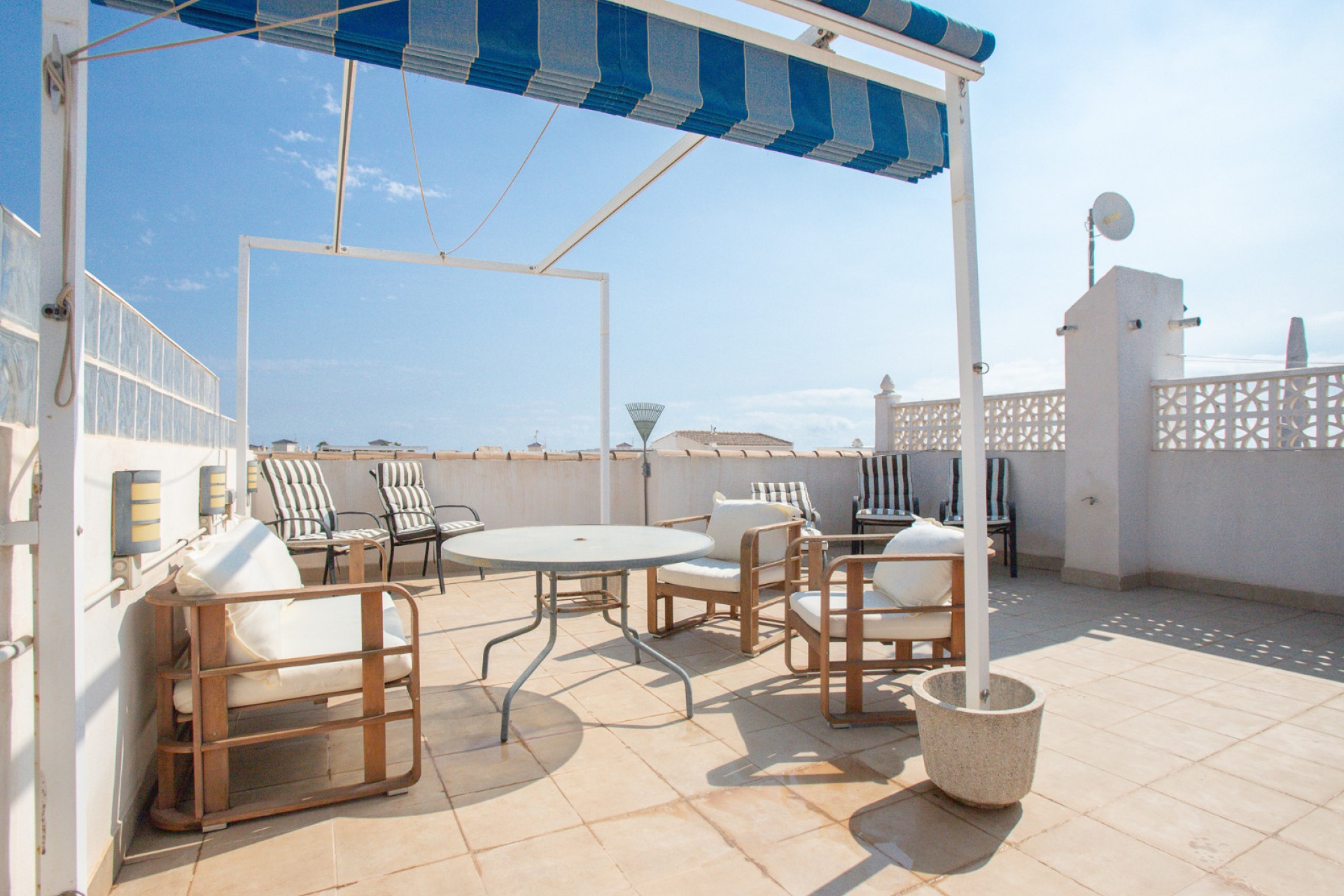 Reventa - Apartamento / Dúplex - Orihuela Costa - Los Almendros-La Florida