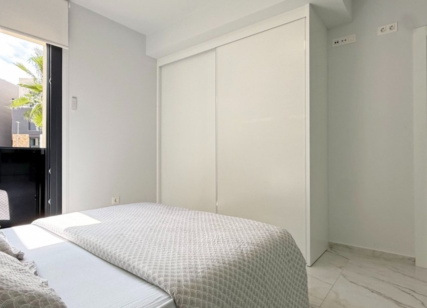 Reventa - Apartamento / Dúplex - Orihuela Costa - Los Altos