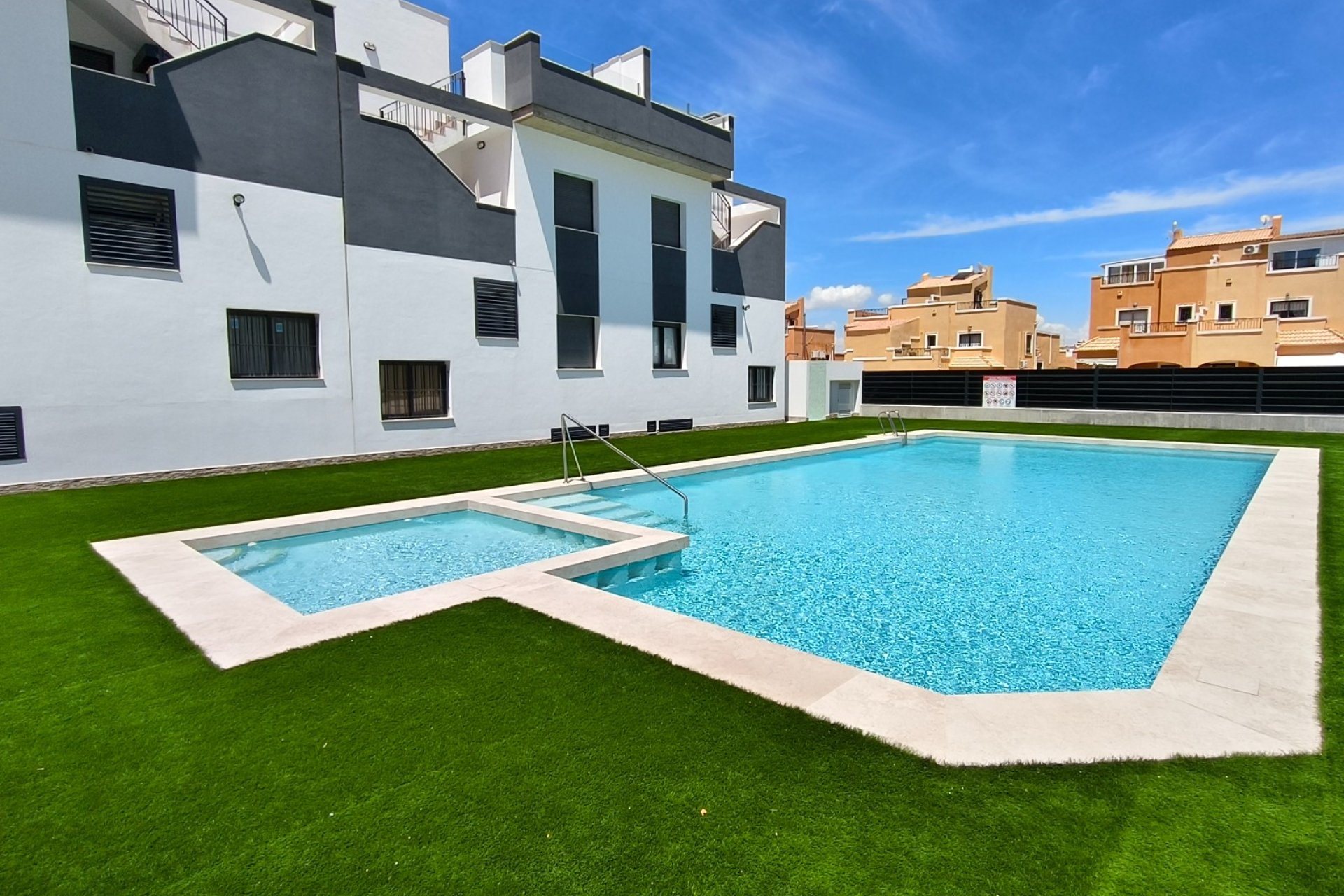 Reventa - Apartamento / Dúplex - Orihuela Costa - Los Altos
