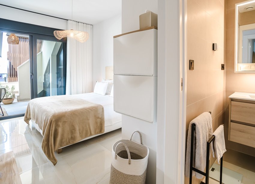 Reventa - Apartamento / Dúplex - Orihuela Costa - Los Altos