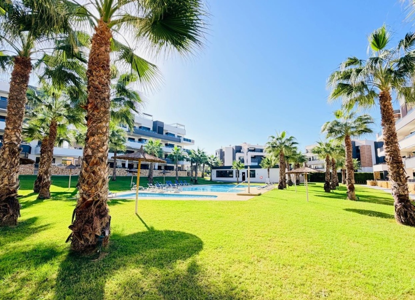 Reventa - Apartamento / Dúplex - Orihuela Costa - Los Altos