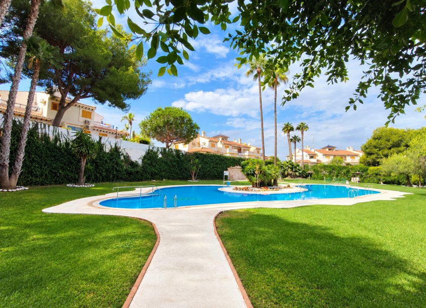 Reventa - Apartamento / Dúplex - Orihuela Costa - Mil Palmeras