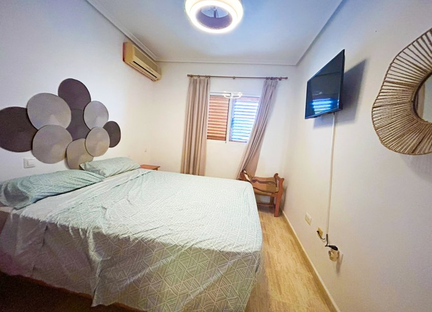 Reventa - Apartamento / Dúplex - Orihuela Costa - Mil Palmeras