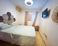 Reventa - Apartamento / Dúplex - Orihuela Costa - Mil Palmeras