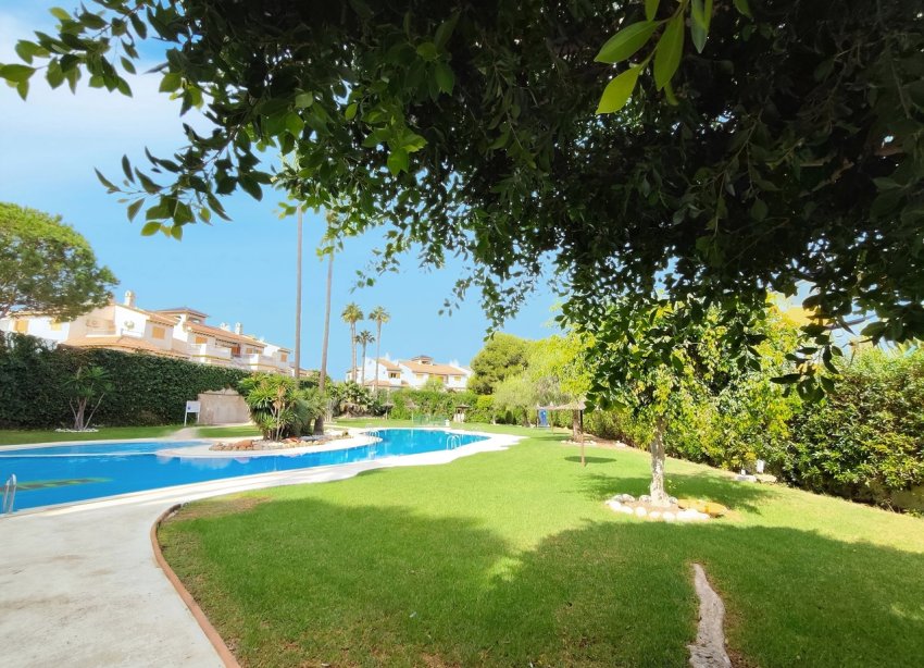 Reventa - Apartamento / Dúplex - Orihuela Costa - Mil Palmeras
