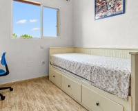 Reventa - Apartamento / Dúplex - Orihuela Costa - Mil Palmeras
