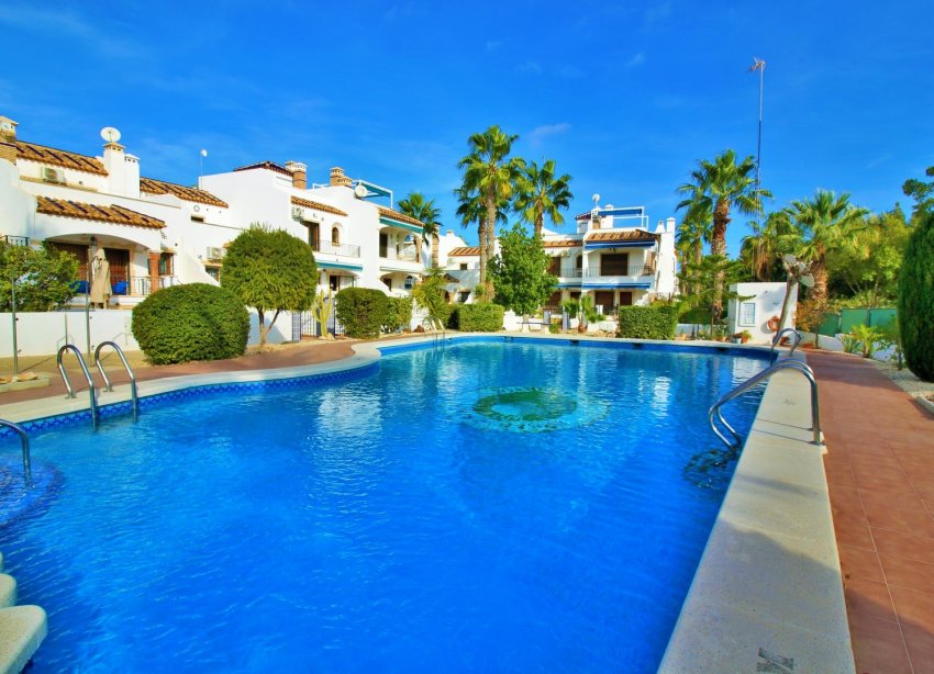 Reventa - Apartamento / Dúplex - Orihuela Costa - PAU 8