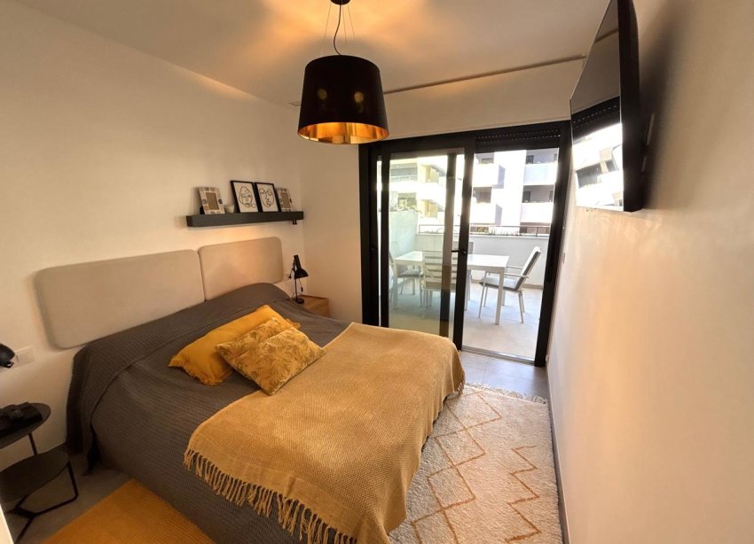 Reventa - Apartamento / Dúplex - Orihuela Costa - Playa Flamenca