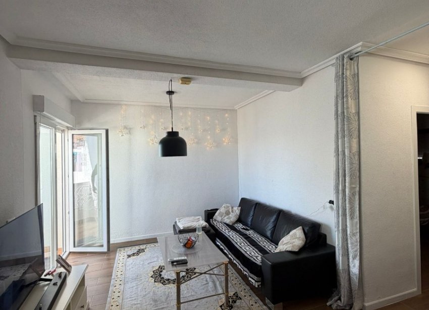 Reventa - Apartamento / Dúplex - Orihuela Costa - Punta Prima