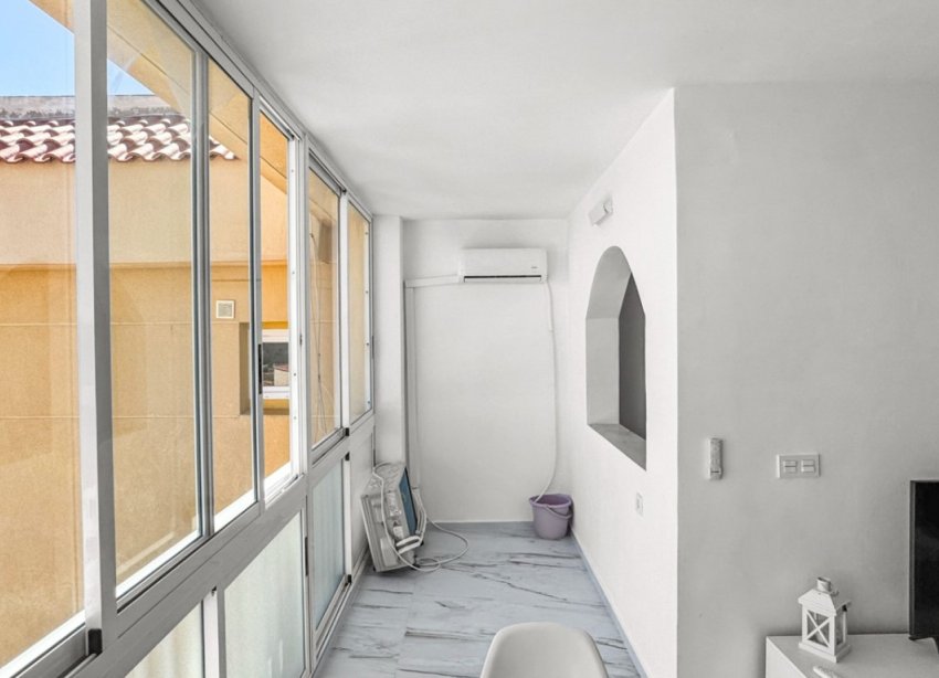 Reventa - Apartamento / Dúplex - Orihuela Costa - Punta Prima