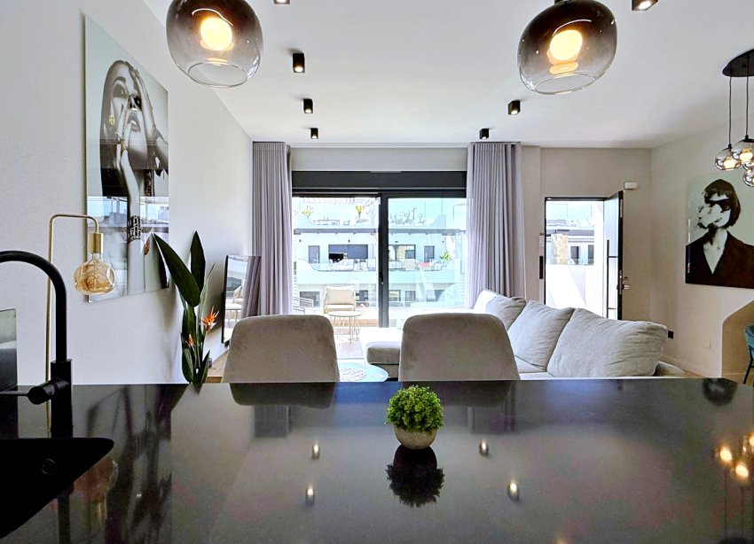 Reventa - Apartamento / Dúplex - Orihuela Costa - Punta Prima