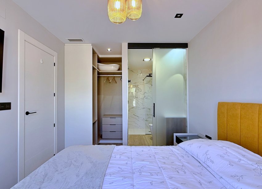 Reventa - Apartamento / Dúplex - Orihuela Costa - Punta Prima