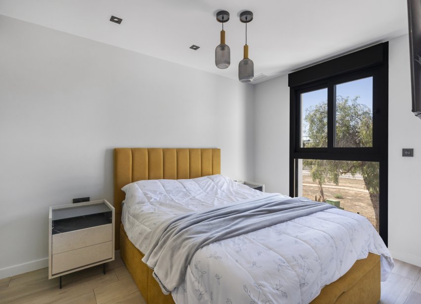 Reventa - Apartamento / Dúplex - Orihuela Costa - Punta Prima