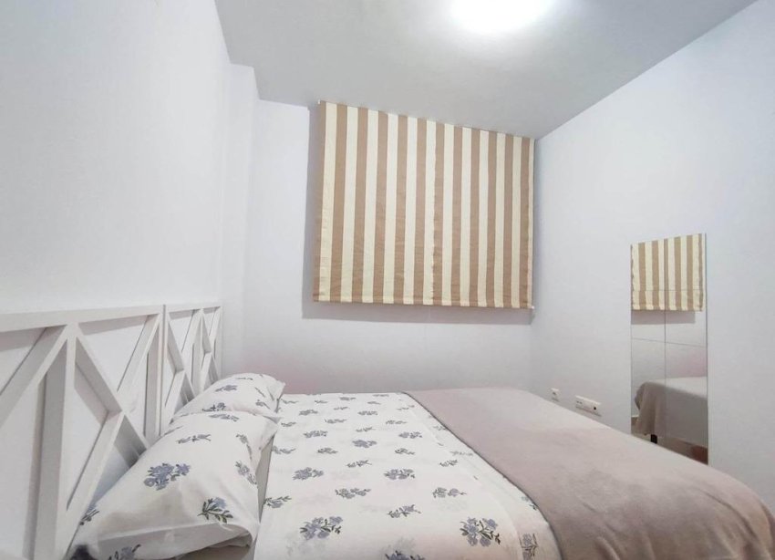 Reventa - Apartamento / Dúplex - Orihuela Costa - Punta Prima
