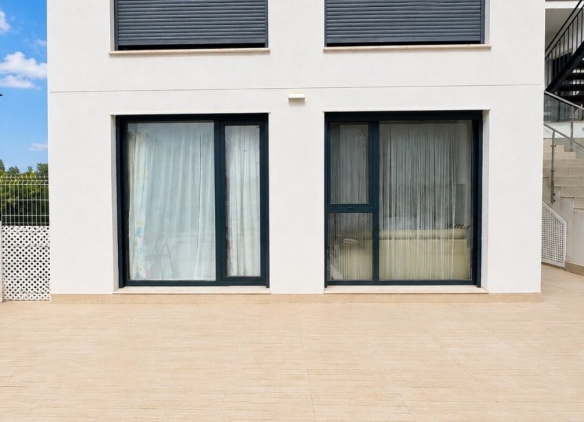 Reventa - Apartamento / Dúplex - Orihuela Costa - Punta Prima