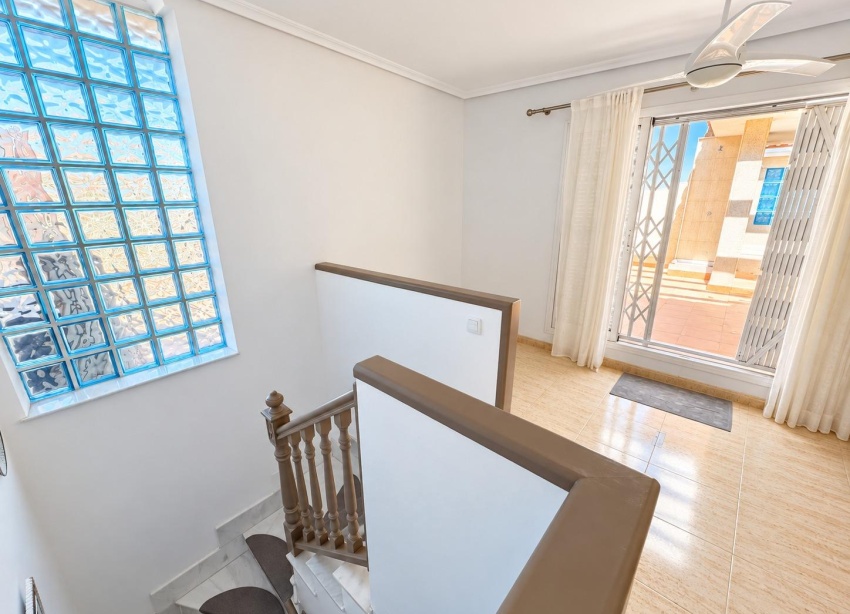 Reventa - Apartamento / Dúplex - Orihuela Costa - Punta Prima
