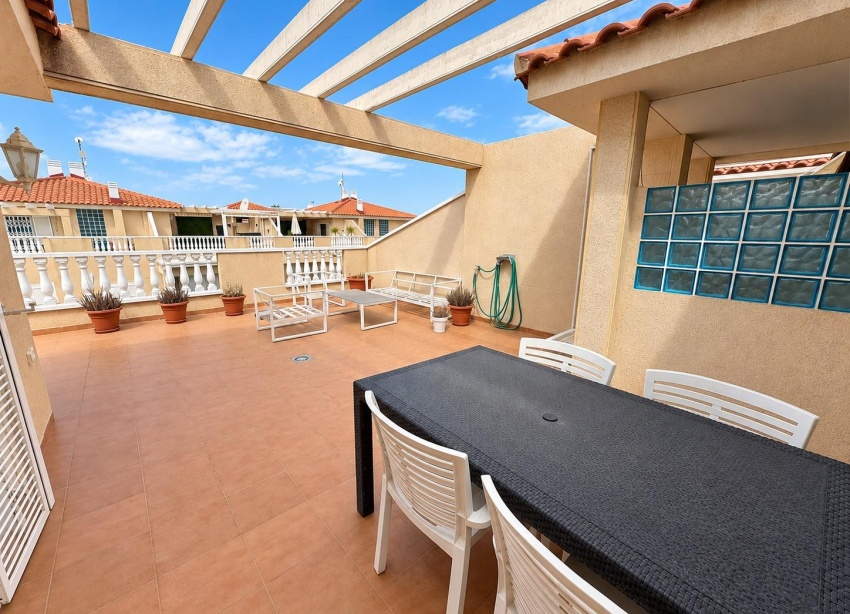Reventa - Apartamento / Dúplex - Orihuela Costa - Punta Prima