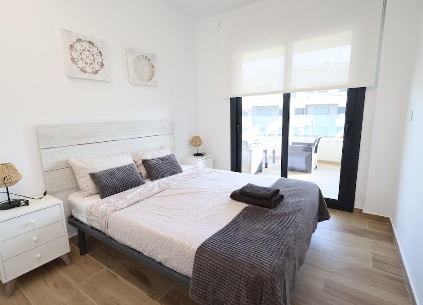 Reventa - Apartamento / Dúplex - Orihuela Costa - Villamartín