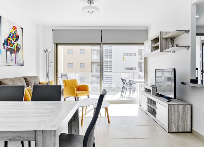 Reventa - Apartamento / Dúplex - Orihuela Costa - Villamartín