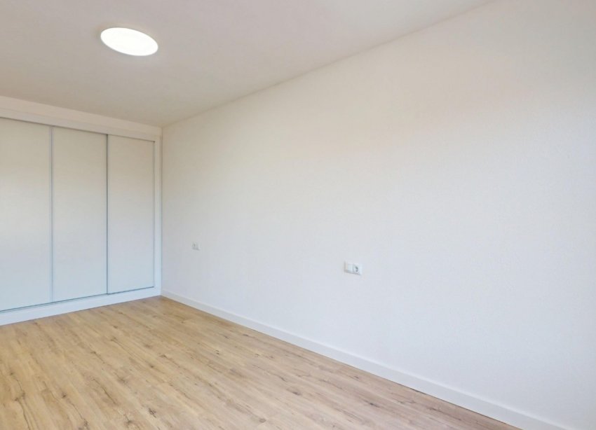 Reventa - Apartamento / Dúplex - Orihuela Costa - Villamartín