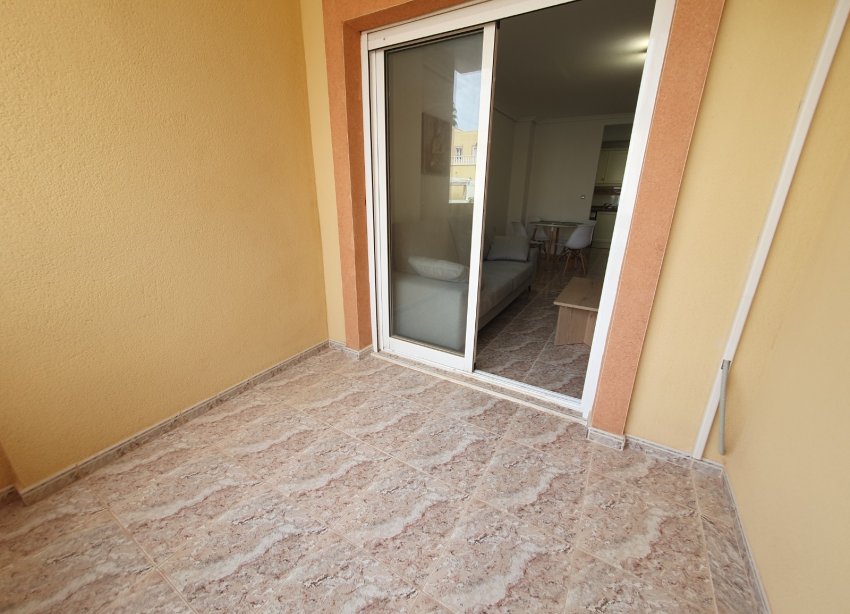Reventa - Apartamento / Dúplex - Orihuela Costa - Villamartín