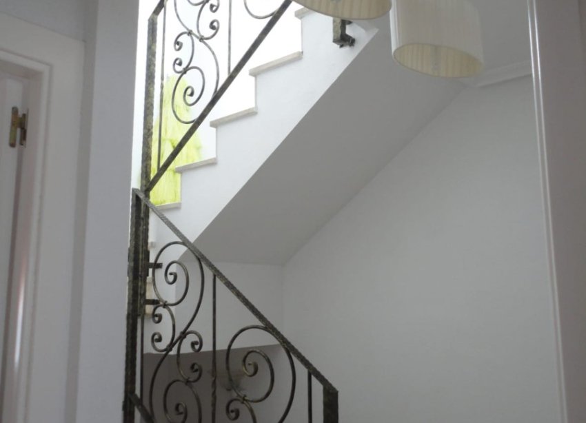 Reventa - Apartamento / Dúplex - Orihuela Costa - Villamartín