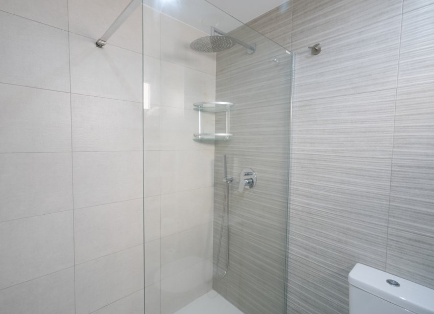 Reventa - Apartamento / Dúplex - Orihuela Costa - Villamartín