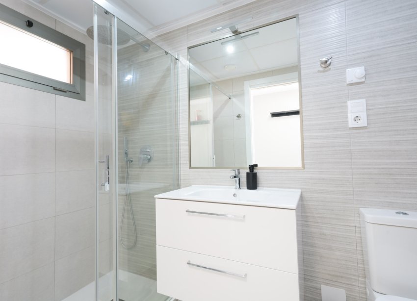 Reventa - Apartamento / Dúplex - Orihuela Costa - Villamartín