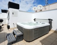 Reventa - Apartamento / Dúplex - Orihuela Costa - Villamartín