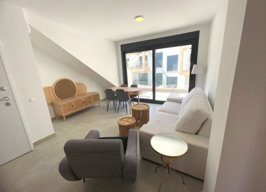 Reventa - Apartamento / Dúplex - Orihuela Costa - Villamartín