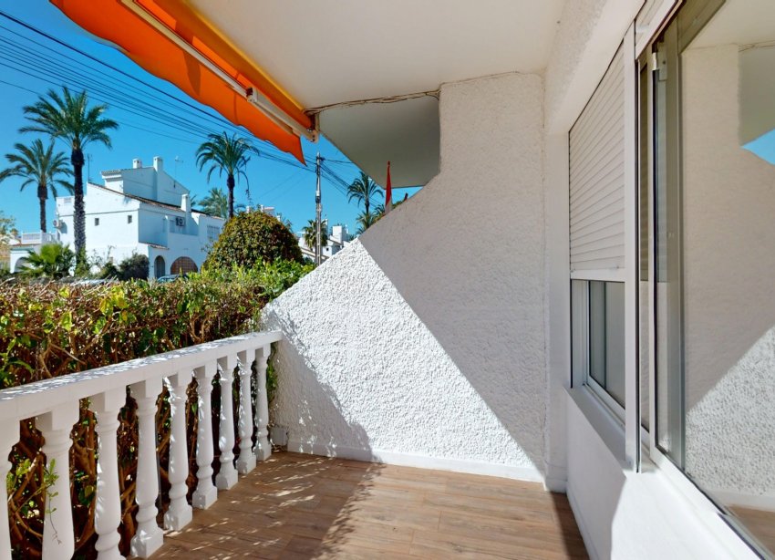 Reventa - Apartamento / Dúplex - Orihuela Costa - Villamartín