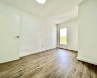 Reventa - Apartamento / Dúplex - Orihuela Costa - Villamartín