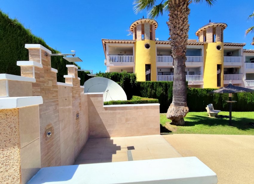 Reventa - Apartamento / Dúplex - Orihuela Costa - Villamartín