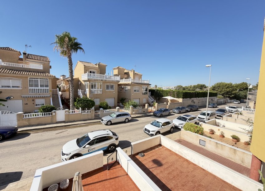 Reventa - Apartamento / Dúplex - Orihuela Costa - Villamartín