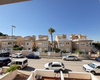 Reventa - Apartamento / Dúplex - Orihuela Costa - Villamartín