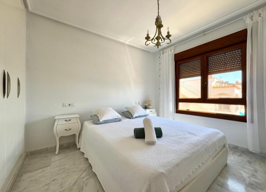 Reventa - Apartamento / Dúplex - Orihuela Costa - Villamartín